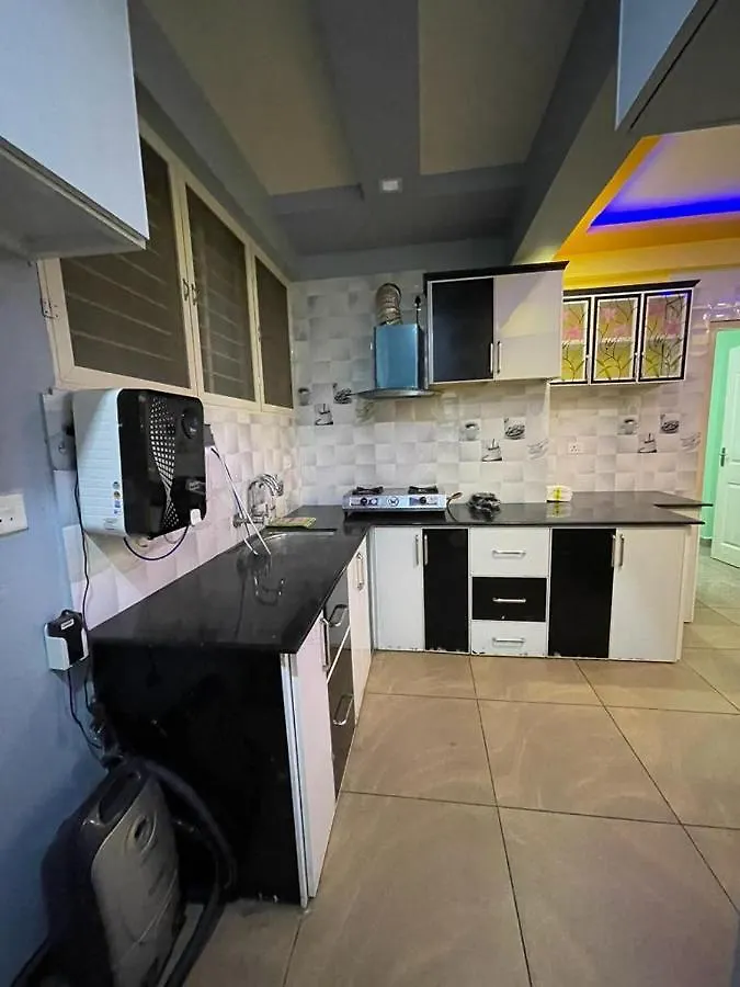 Fully Furnished 3 Bhk Apartment Near Amrita Aster Cimar Hospitals Edappally-E1 Kochi 0*,